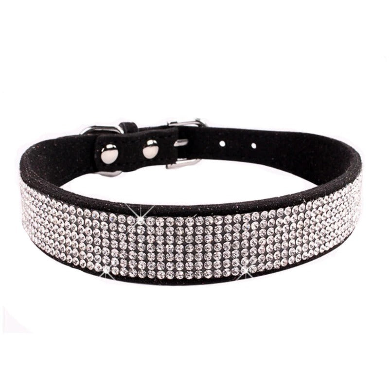 Collier manchette scintillant avec sequins pour un look glamour
