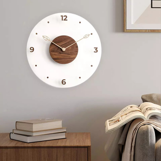 Lucis - Horloge murale élégante en acrylique pour un intérieur luxueux et stylé