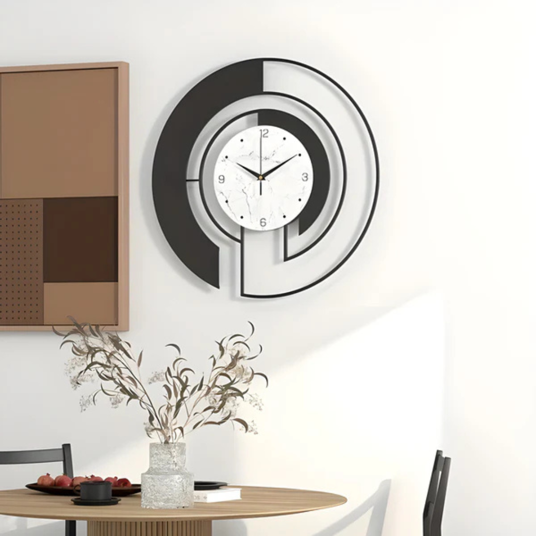 Arc - Horloge murale élégante et épurée pour un intérieur moderne