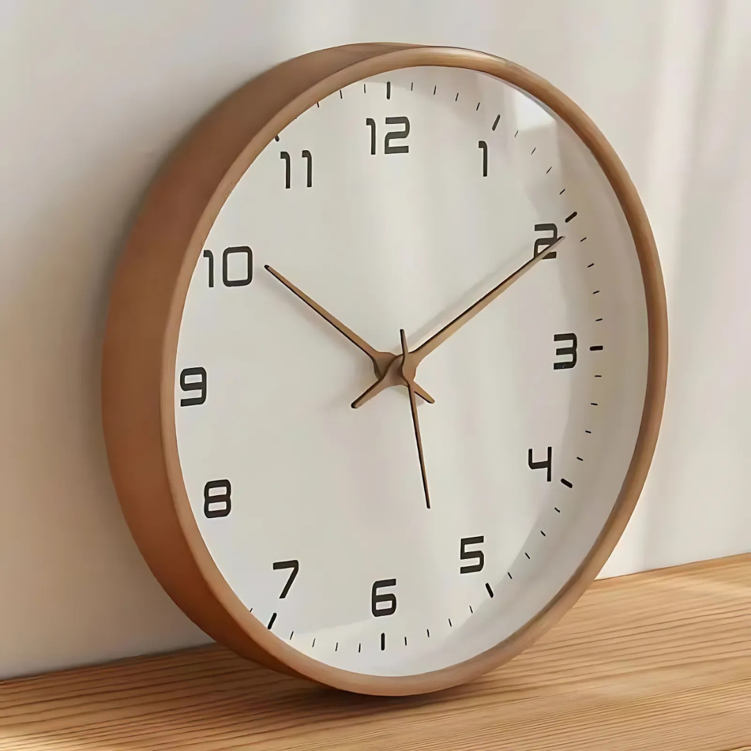Woodland - Horloge murale en bois élégante pour une décoration intérieure stylée