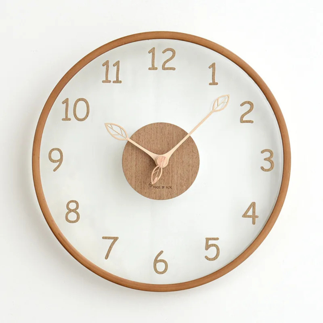 Metron - Horloge murale en bois élégante avec finition en verre chic