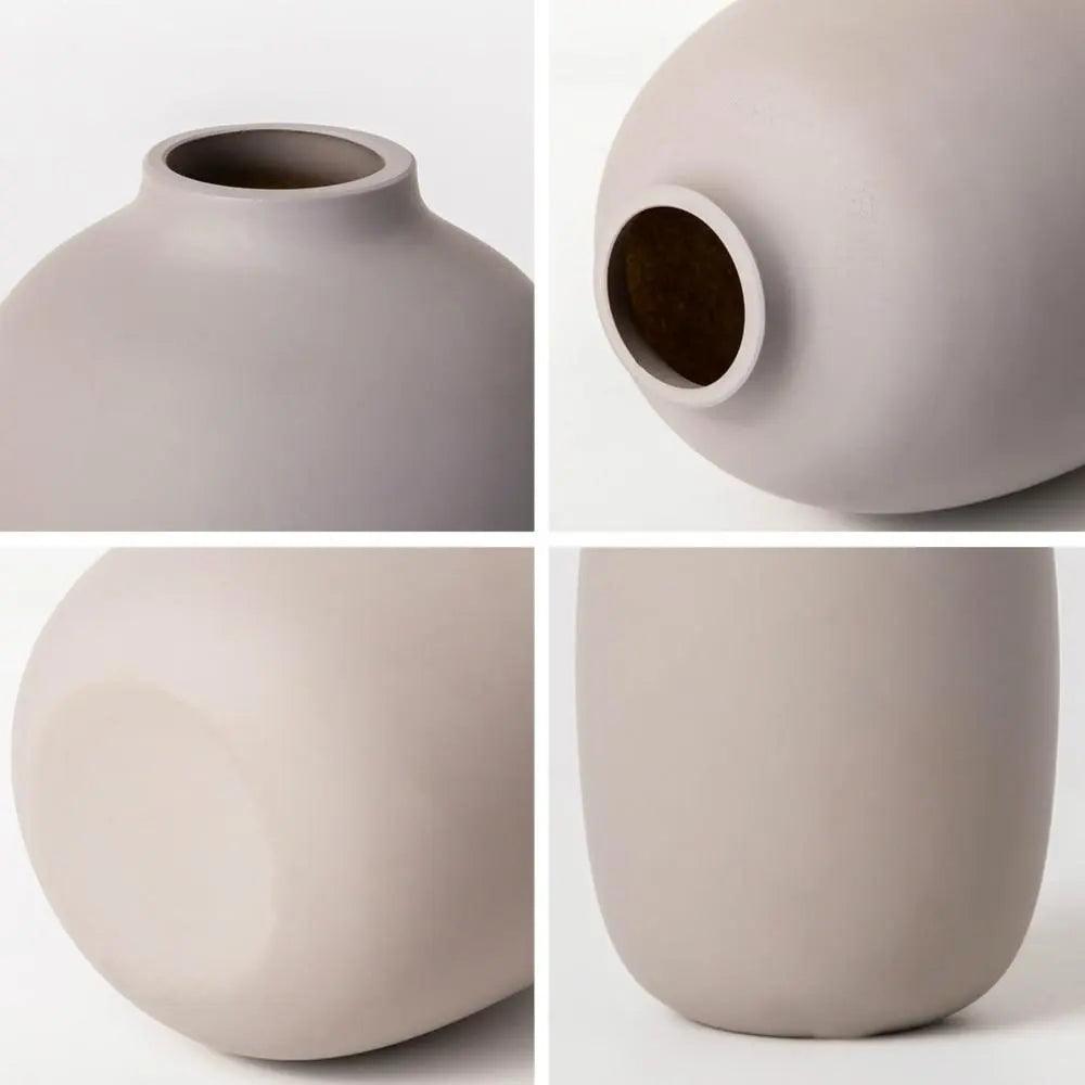 Collection moderne de vases en céramique