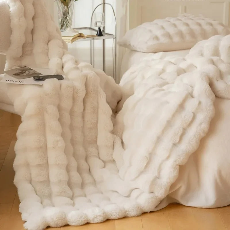 Couverture luxueuse en fausse fourrure double face – Confort ultime, accessoire de maison doux et élégant