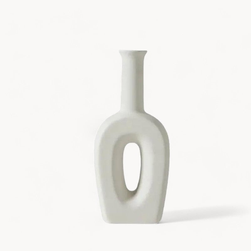 Vase en céramique blanche fait main