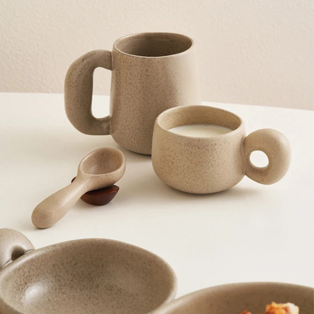 Tasses en pierre faites main Louv - Vaisselle en céramique unique pour une touche d'élégance