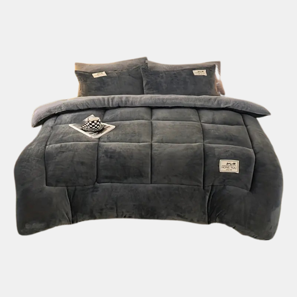 Couverture luxueuse en laine d'agneau - Super douce, régulatrice de température et lavable en machine pour un confort ultime