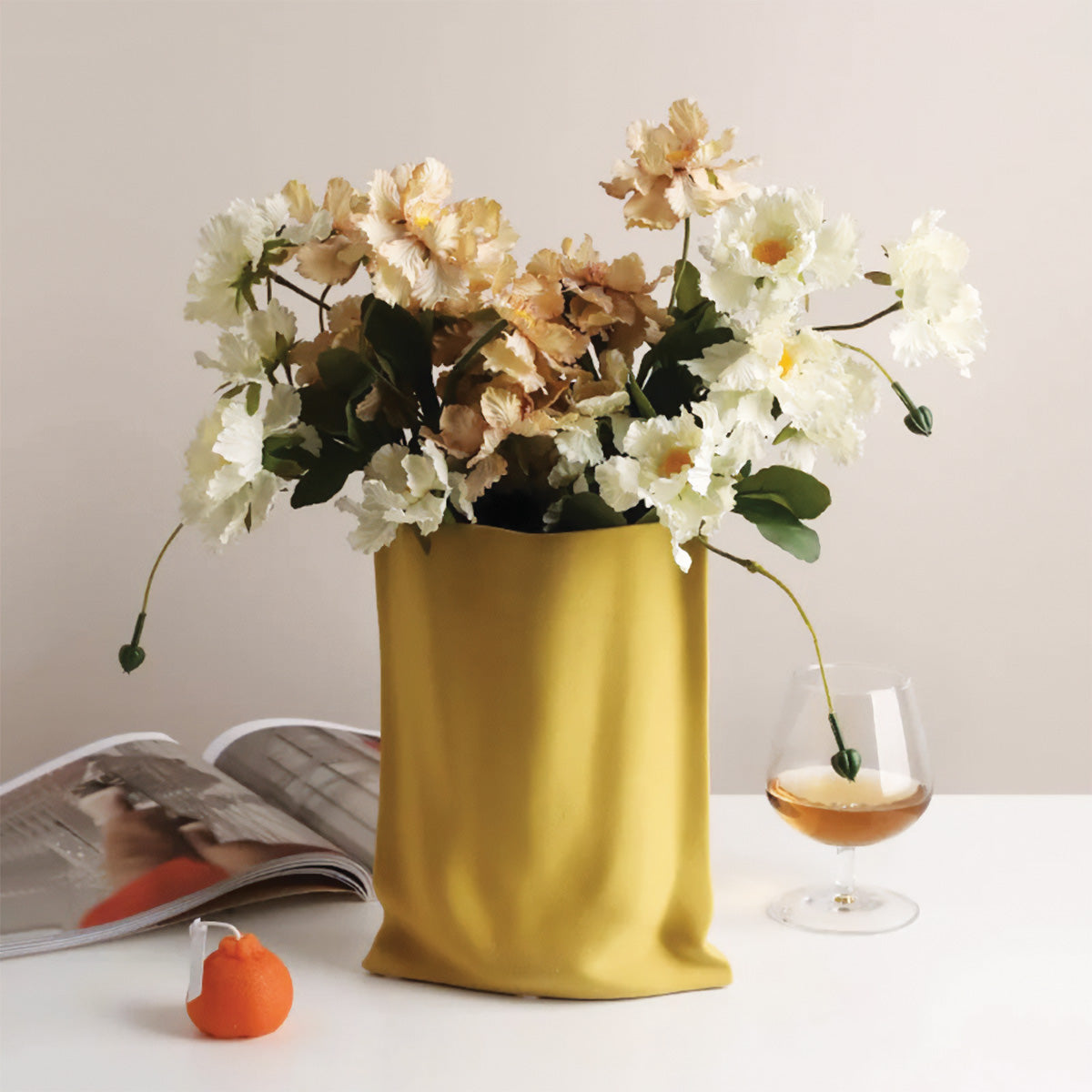 Vase à fleurs plissé élégant | Décoration contemporaine parfaite pour toutes vos pièces