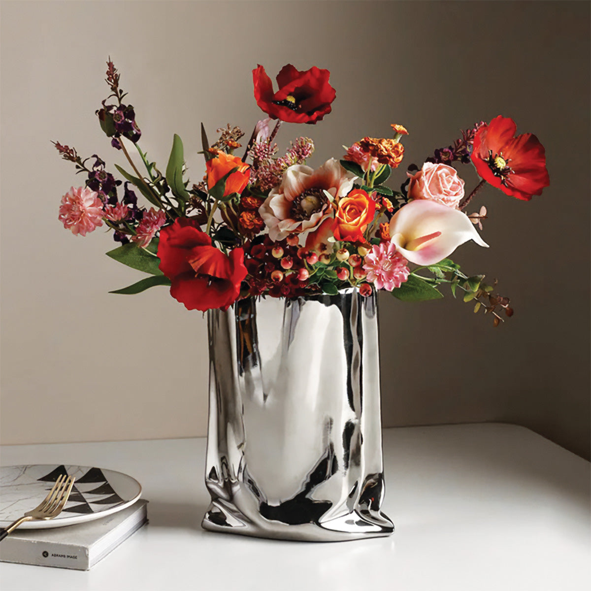 Vase à fleurs plissé élégant | Décoration contemporaine parfaite pour toutes vos pièces