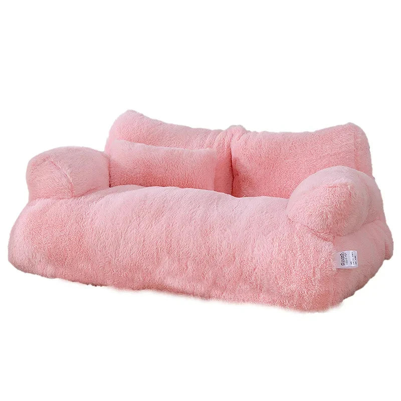 Lit de luxe pour chat pour se blottir au chaud en hiver et confort ultime