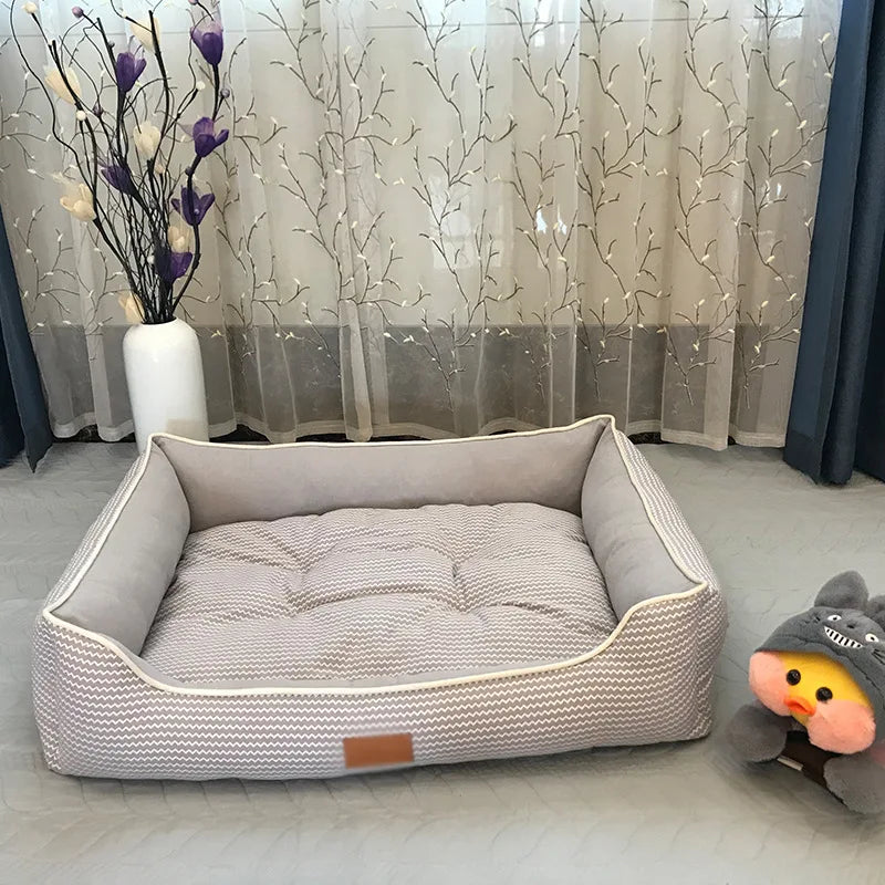 Chenil carré de luxe pour chat et chiot pour un confort ultime