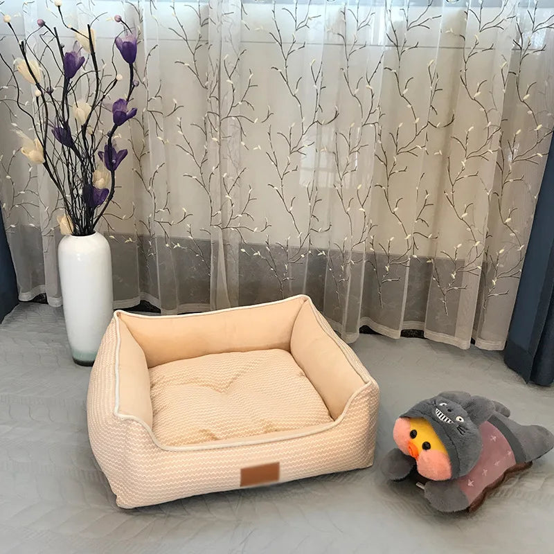 Chenil carré de luxe pour chat et chiot pour un confort ultime
