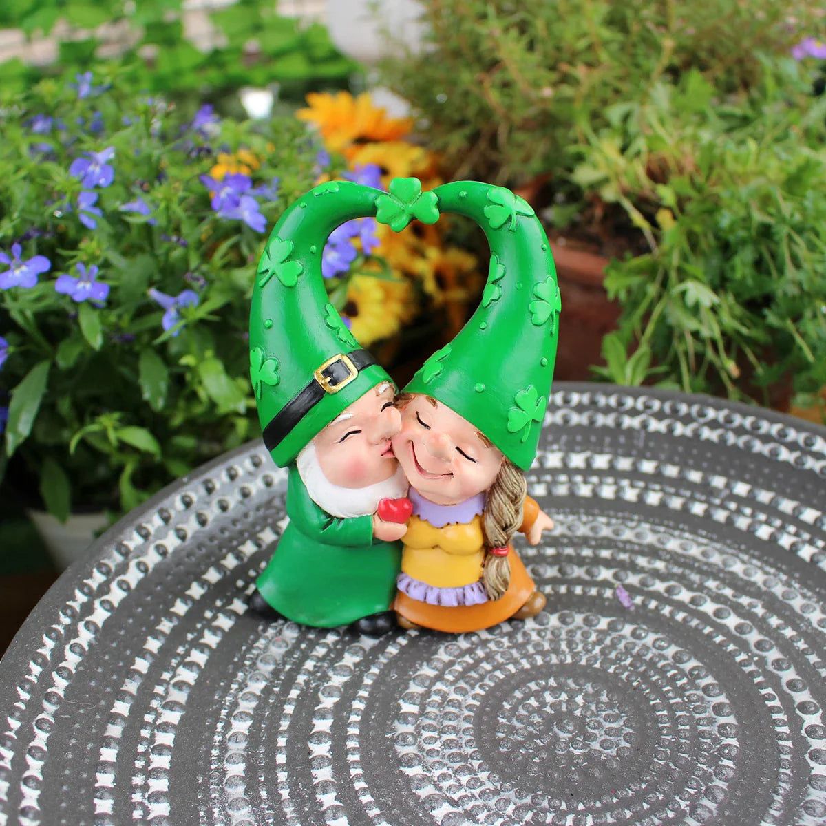 Sabinae - Figurine de gnome charmante pour décoration de jardin et de fête - Résine faite main pour une atmosphère enchanteresse