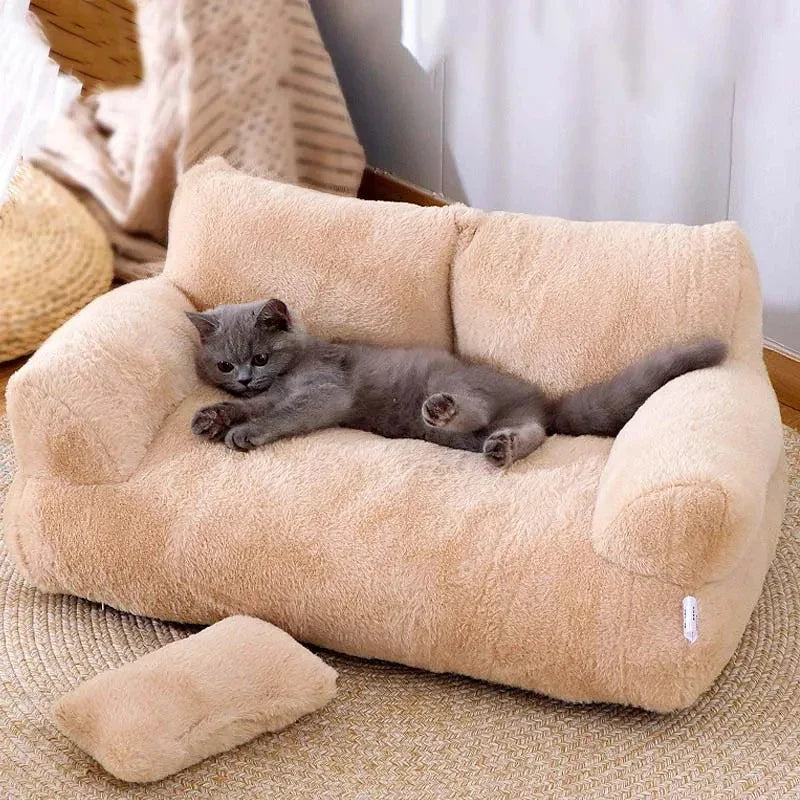 Lit de luxe pour chat pour se blottir au chaud en hiver et confort ultime