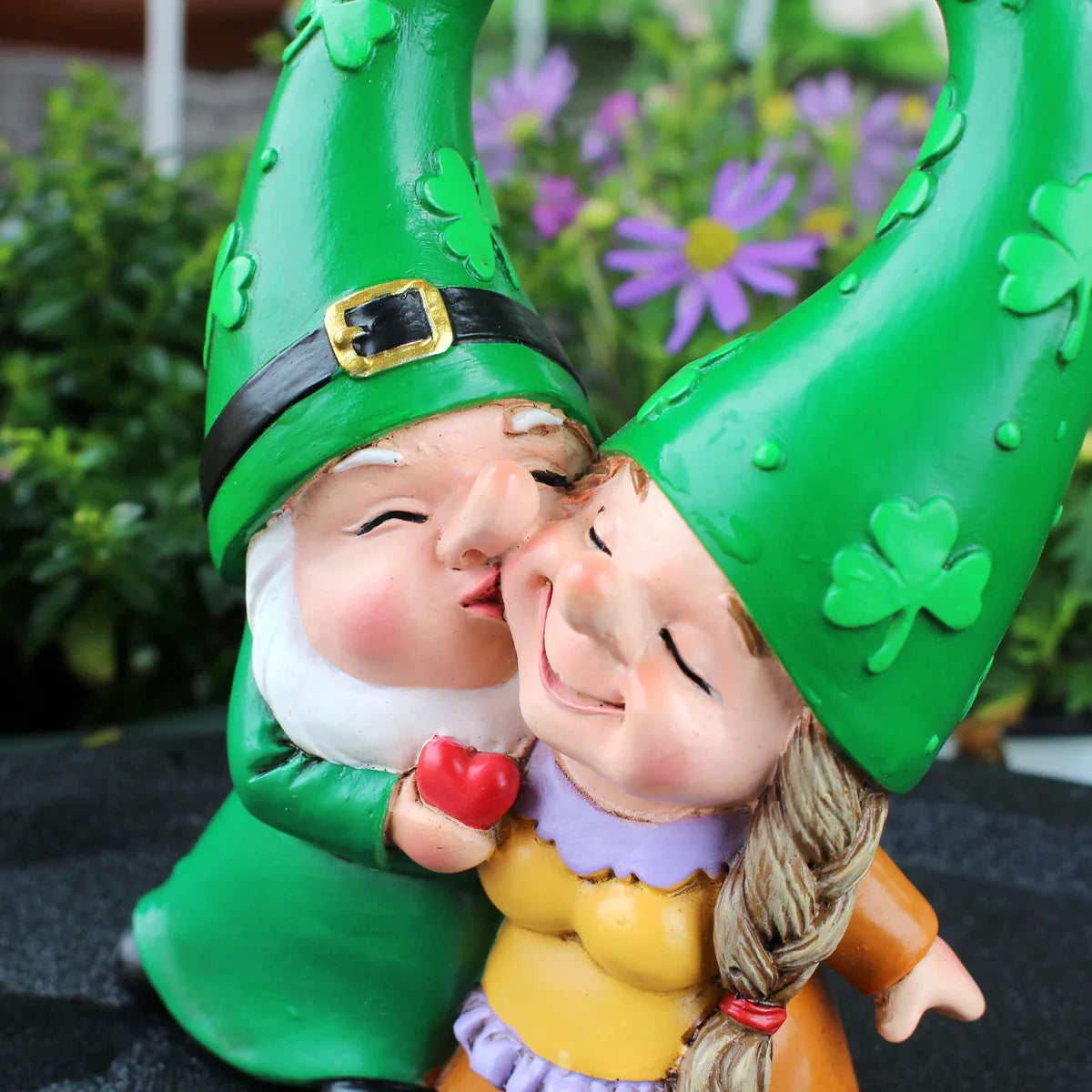 Sabinae - Figurine de gnome charmante pour décoration de jardin et de fête - Résine faite main pour une atmosphère enchanteresse