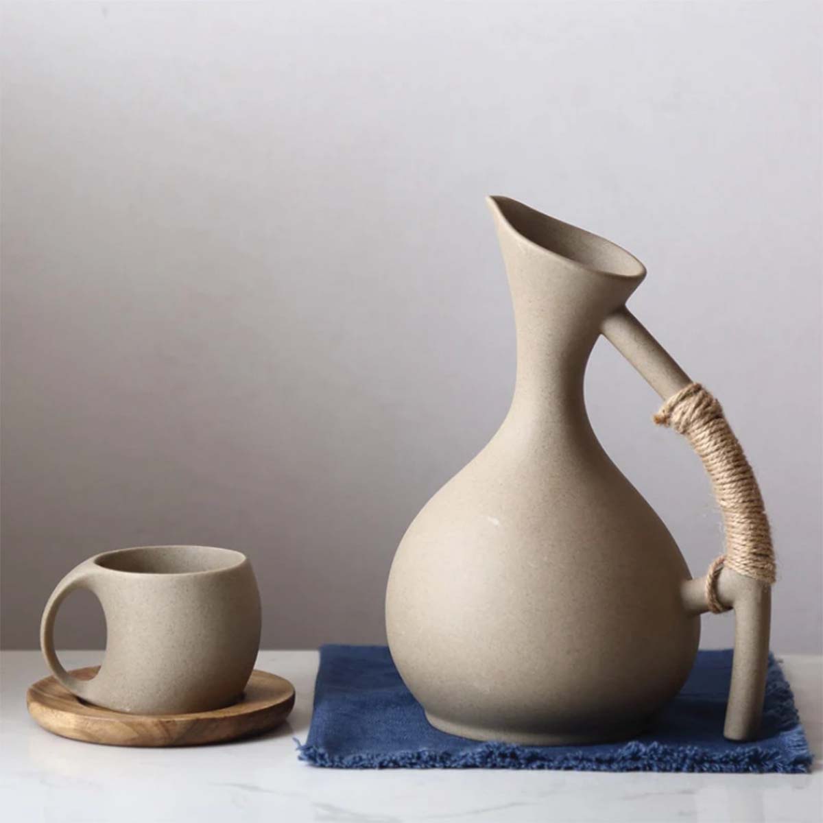 Cruche en céramique artisanale | Vaisselle de table élégante et naturelle pour boire