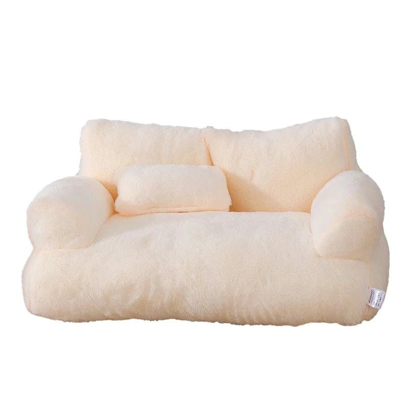 Lit de luxe pour chat pour se blottir au chaud en hiver et confort ultime