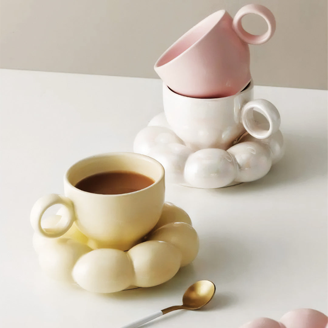Tasse élégante tournesol avec motif floral parfaite pour un beau petit-déjeuner