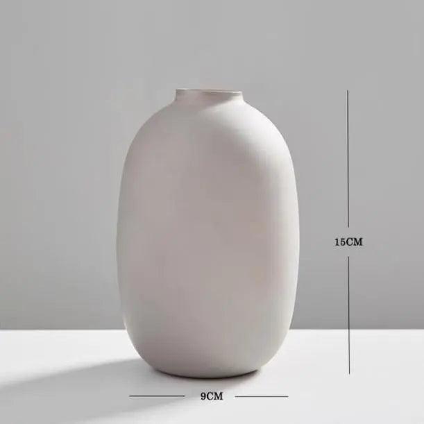 Collection moderne de vases en céramique