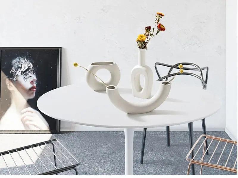 Vase en céramique blanche fait main