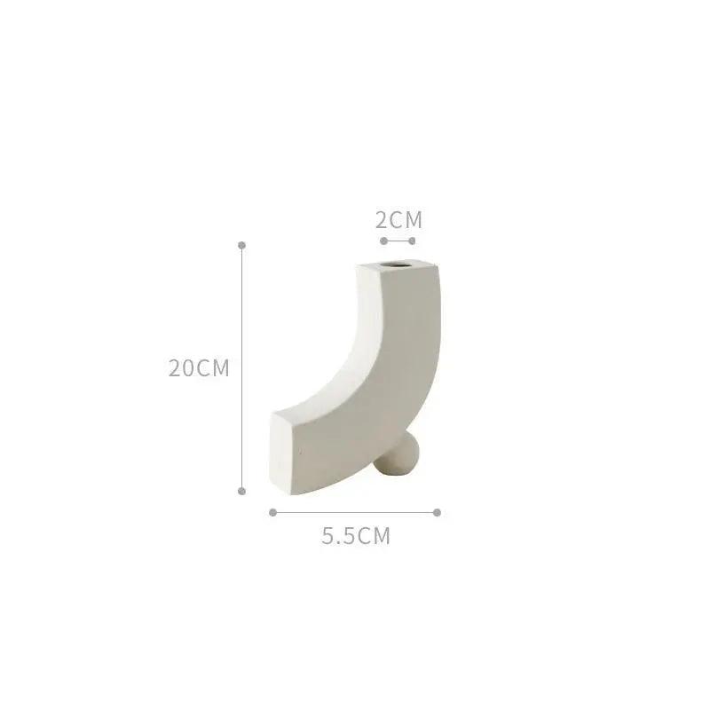 Vase en céramique blanche fait main