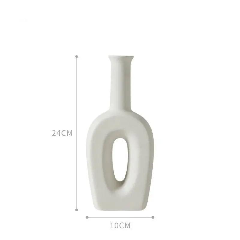 Vase en céramique blanche fait main