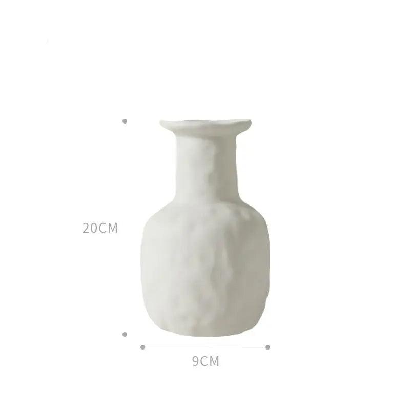 Vase en céramique blanche fait main