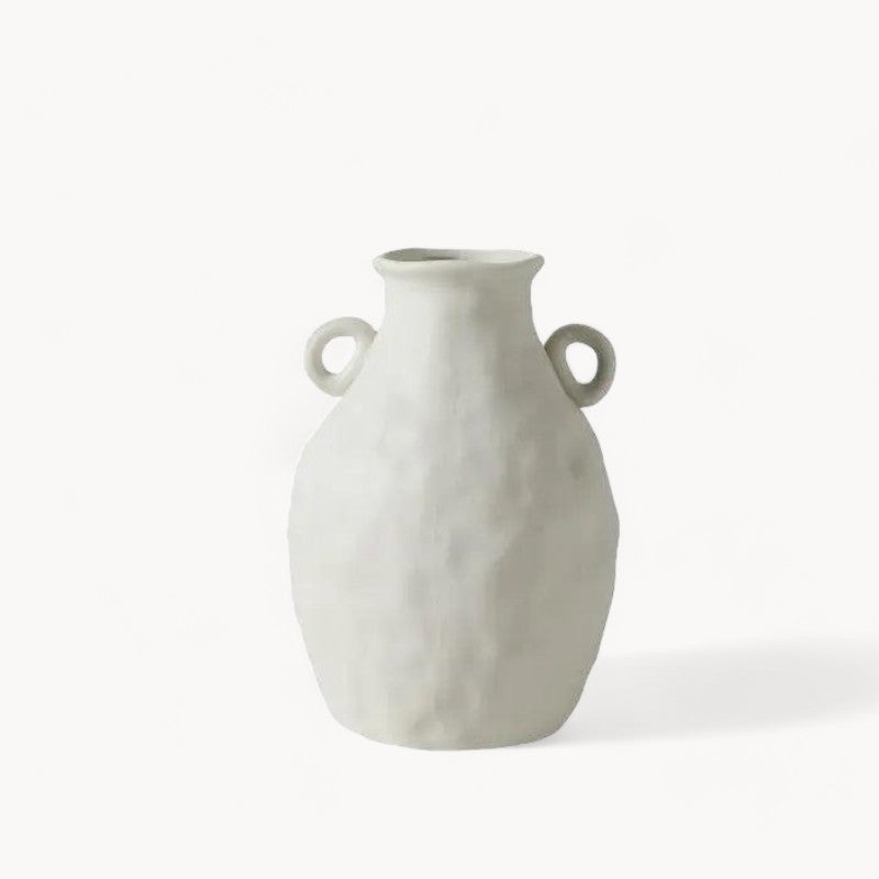 Vase en céramique blanche fait main