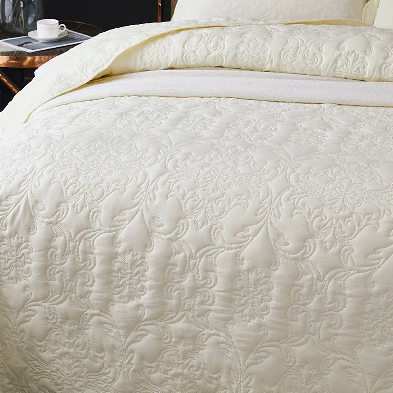 Couette en coton blanc luxueux pour un confort ultime – Disponible en 150x200 cm et 200x220 cm