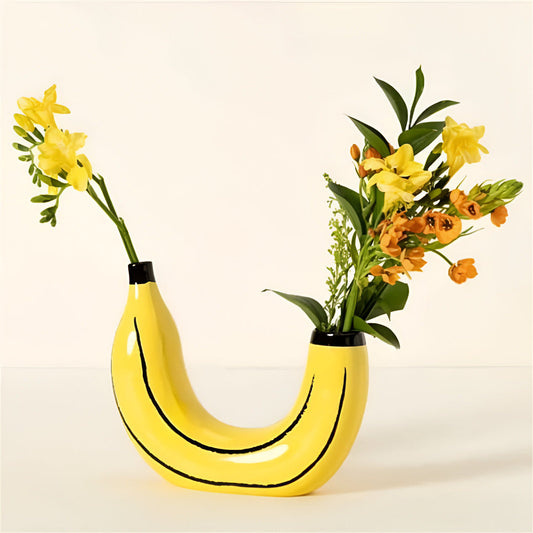 Seralith - Vase décoratif moderne unique en forme de banane pour intérieurs élégants
