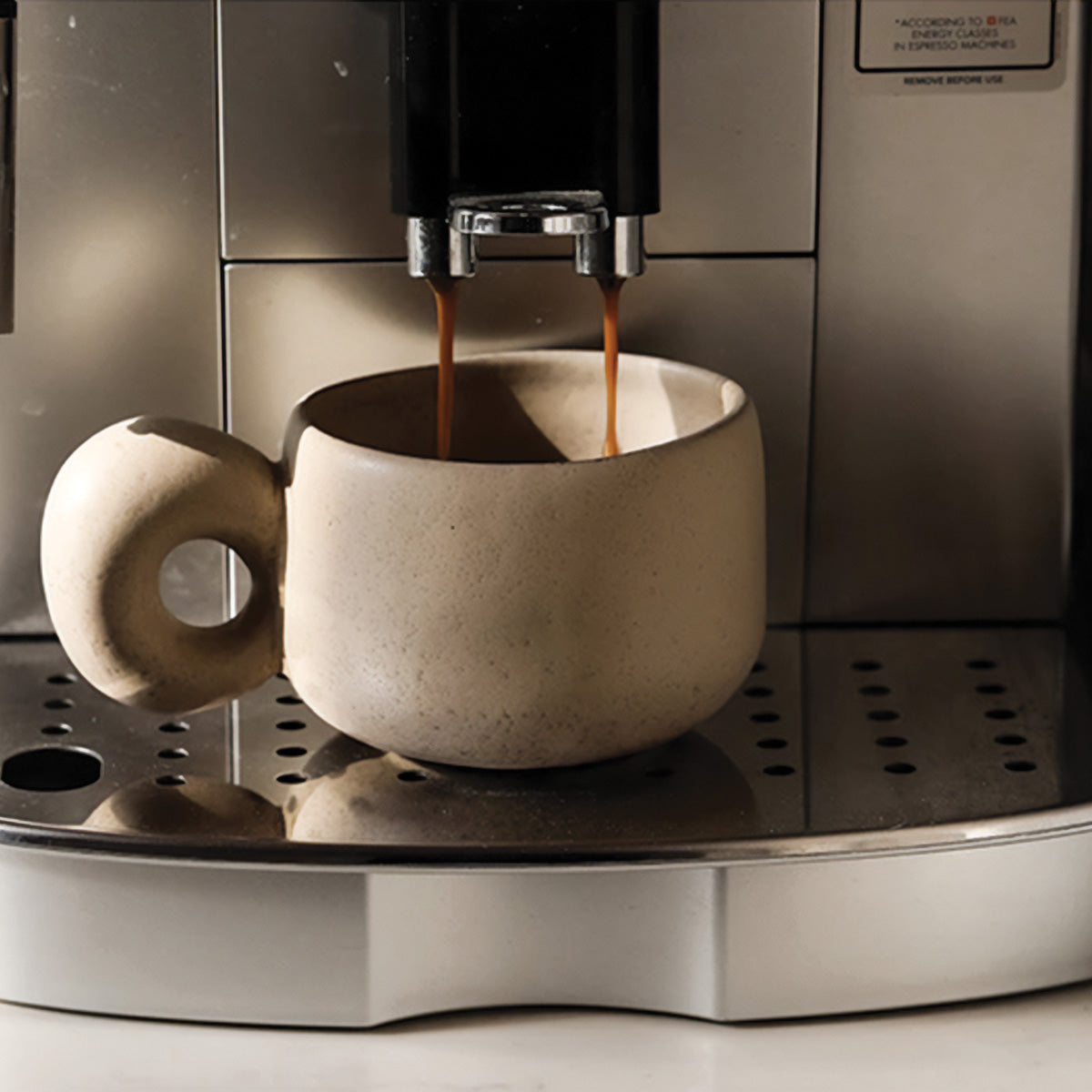 Tasses en pierre faites main Louv - Vaisselle en céramique unique pour une touche d'élégance