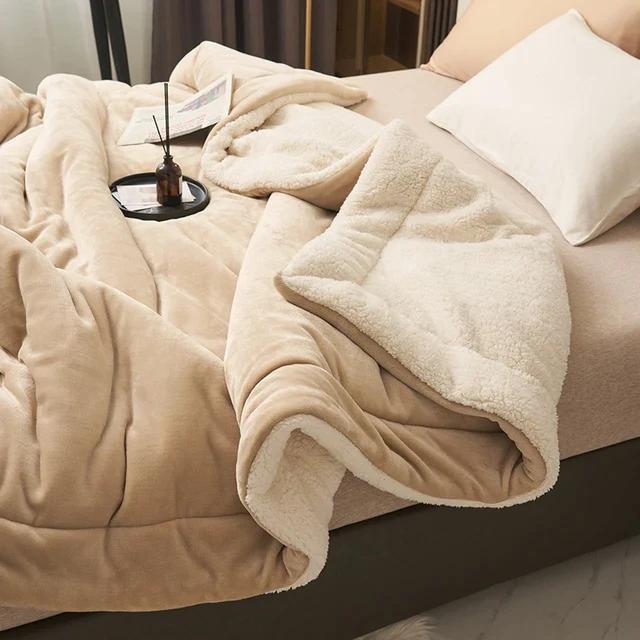 Couverture en polaire luxueuse - Plaid doux et chaud pour un confort ultime dans le salon et la chambre à coucher
