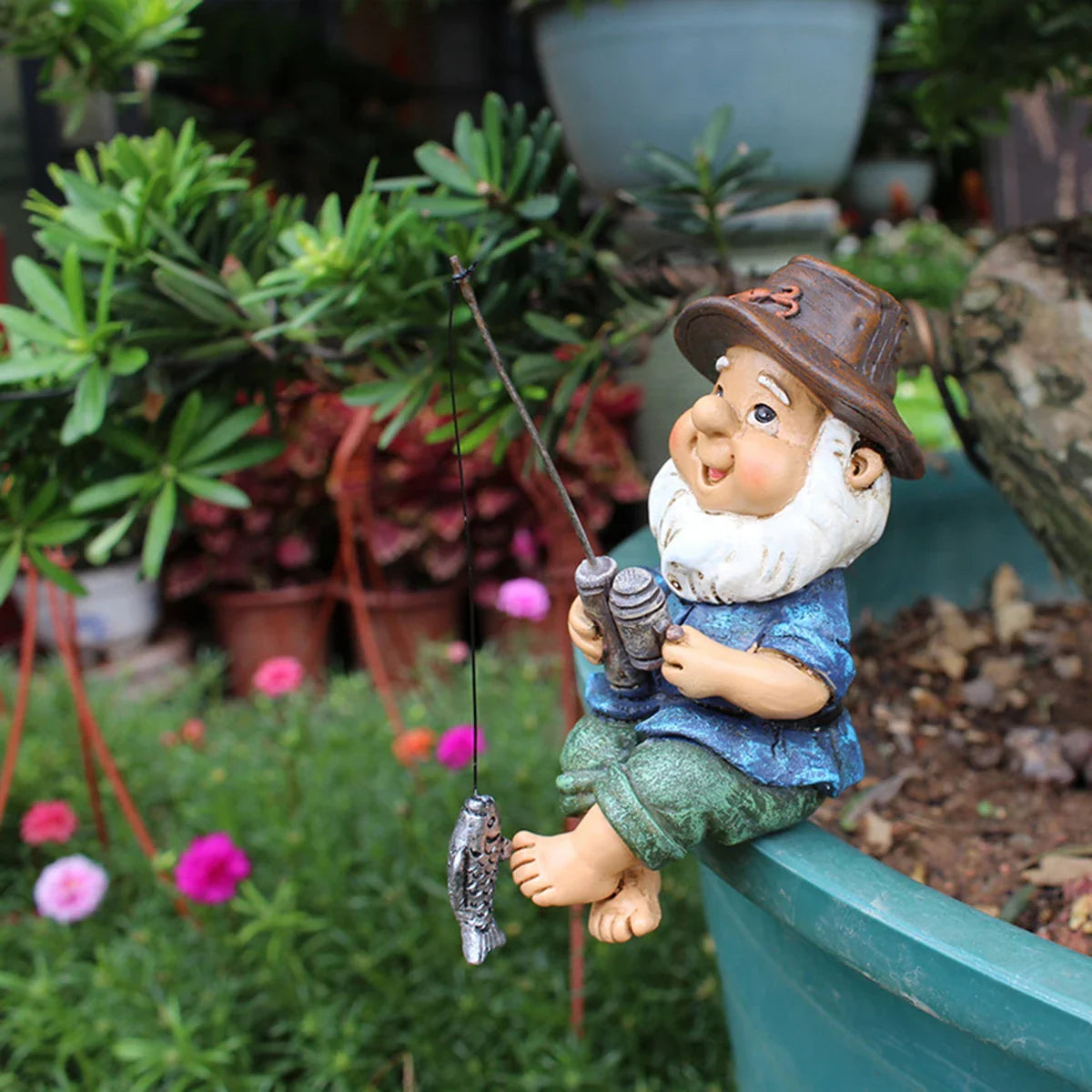 Figurine en résine de gnome disparaissant Thalia - Parfaite pour la décoration de bureau et de table
