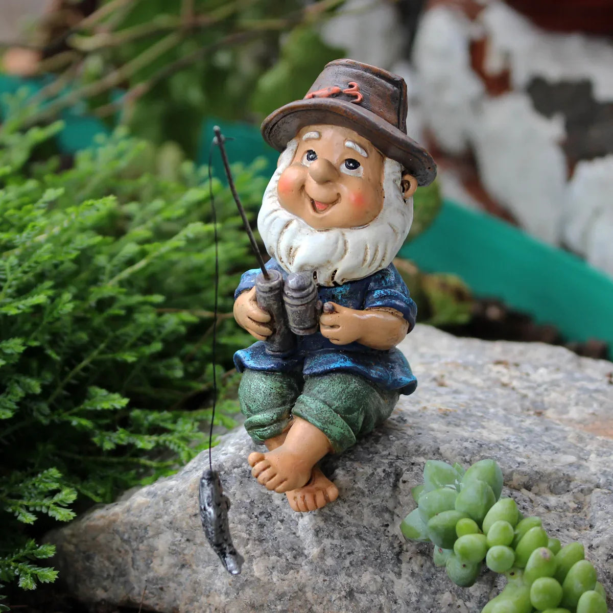 Figurine en résine de gnome disparaissant Thalia - Parfaite pour la décoration de bureau et de table