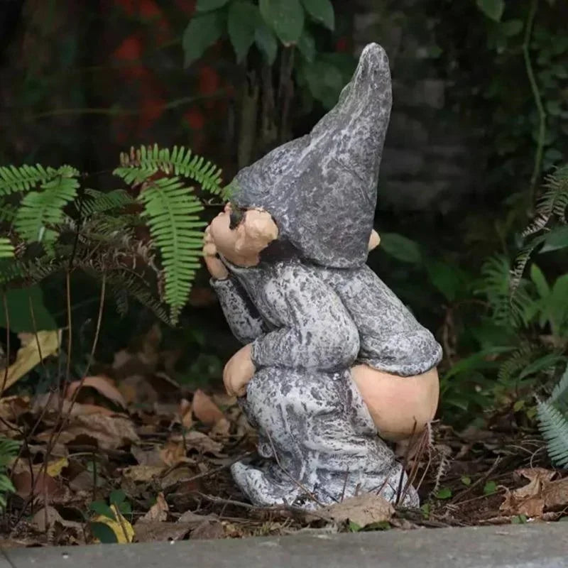Niobe - Charmante figurine de gnome en bois pour votre jardin et pelouses